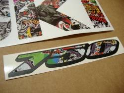 Suzuki GSX-R 750 stickerbomb custom graphics