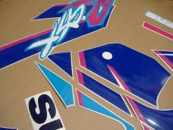 Suzuki GSX-R 750 WN 1992 white/blue logo graphics