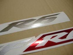 Yamaha YZF-R6 2004 5SL silver logo graphics