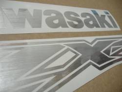 Kawasaki ZX-12R Ninja brushed aluminium grey graphics 