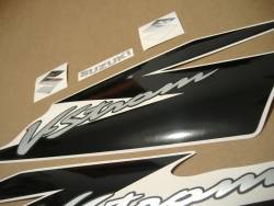 Suzuki V-Strom 2005-2006 red labels emblems