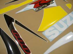 Suzuki 600 2002 yellow complete sticker kit