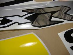 Suzuki GSXR 750 2000 yellow decals