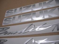 Suzuki Bandit GSF 600N 1996 blue restoration logo emblems