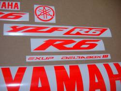 High visibility red decals for Yamaha R6