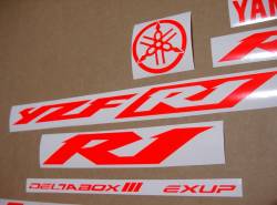 High visibility red decals for Yamaha R1