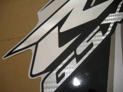 Suzuki 750 2009 black gold stickers kit