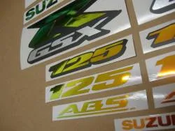 Neo chrome graphics for Suzuki GSXR 125