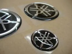 Chrome bold gel 3d raised emblems for Yamaha