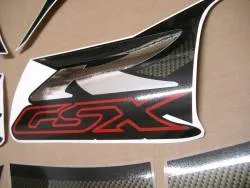Suzuki gsxr 750 srad 1999 restoration graphics