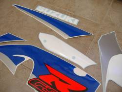 Suzuki GSX-R 600 SRAD white logo graphics