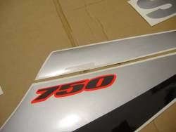 Suzuki GSXR 750 2005 yellow decals