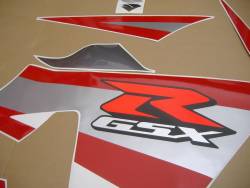 Suzuki GSX-R 750 K4 black logo graphics