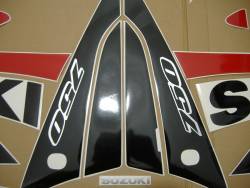 Suzuki GSXR 750 K2 red stickers