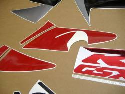 Suzuki GSXR 750 SRAD red decals