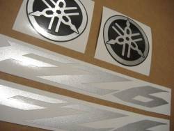 Yamaha FZ6 2005 silver decals