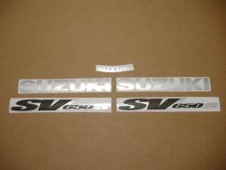 Suzuki 650S 1999 red stickers