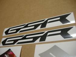 Suzuki GSR 750 L2 red stickers